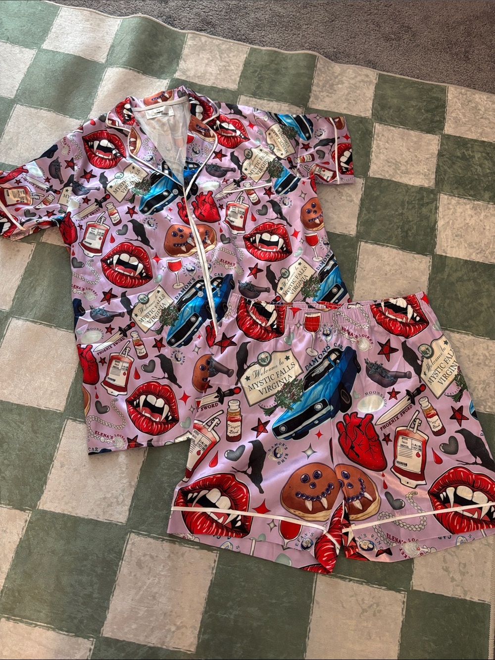 NWT The Vampire Diaries Purple Graphic Short Pajama Set